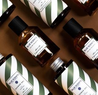 ✨ Připravte se na zářijovou novinku! ✨ Blue Scents přináší novou svěží a originální vůni, která vás okouzlí: olivový olej...